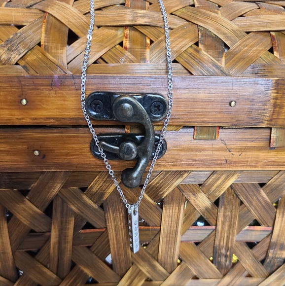 Platinum Plated Necklace - Picture 4 of 4